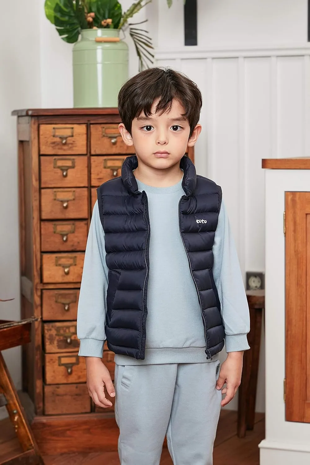 Boys Girls Lightweight Puffer Down Vest, Kids Lightweight Sleeveless Jacket