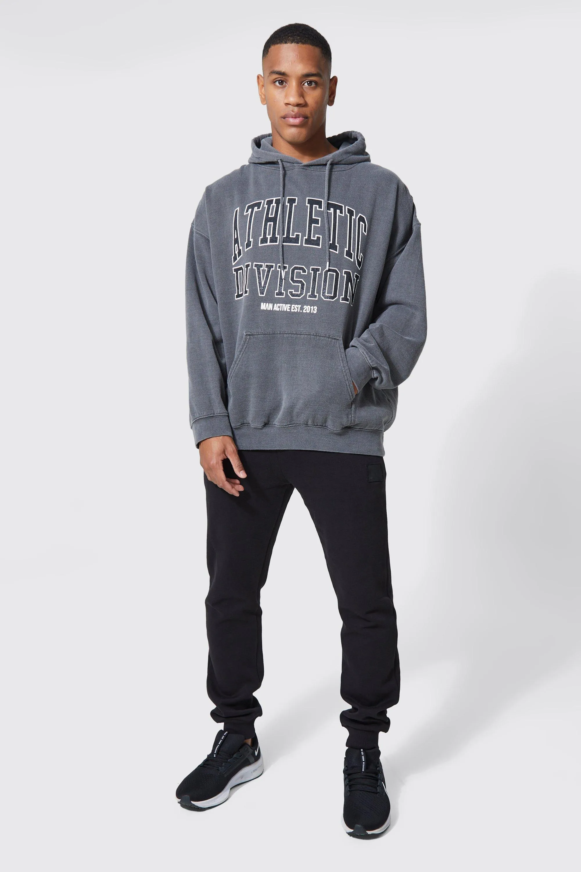 Man active gym joggers with pockets Boohoo, black