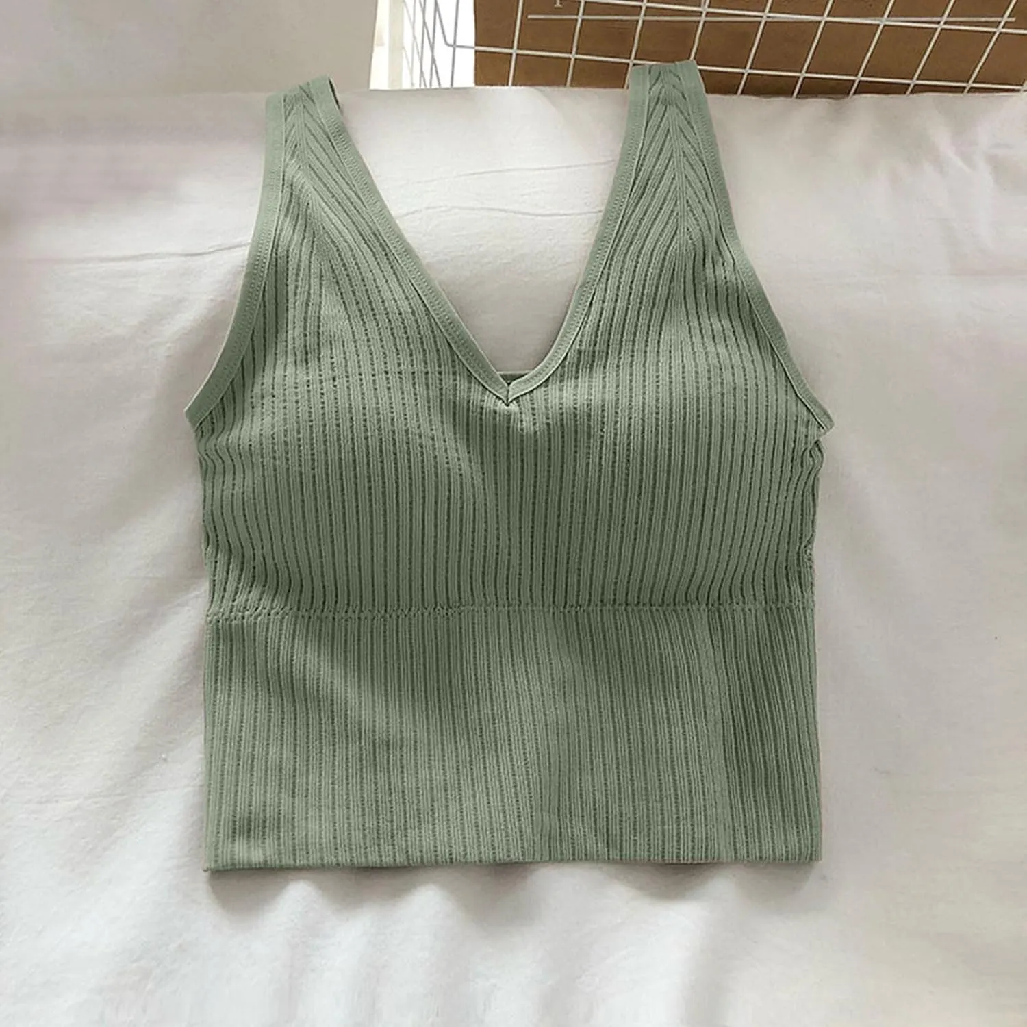 Women's Ribbed Knit Athletic Tank Tops Summer Sleeveless V Neck Stretch Basic Shirts with Padded Workout Crop Tops